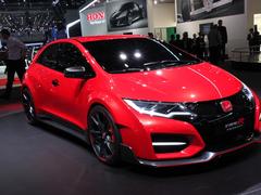 超跑在街上碰到这些车都认怂