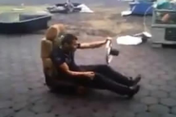 视频：口技达人模仿跑车 可结局猜不到