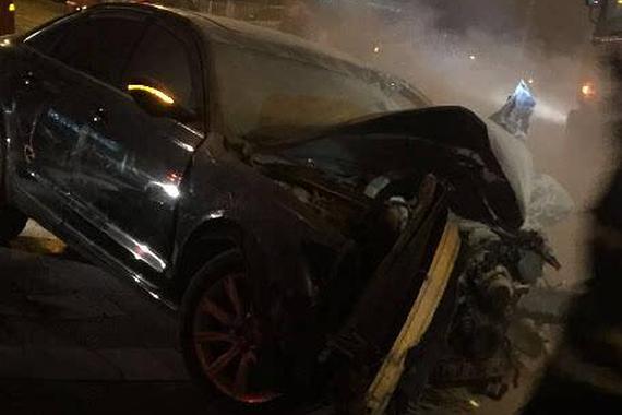 男子赶走代驾酒后驾车 与公交相撞身亡