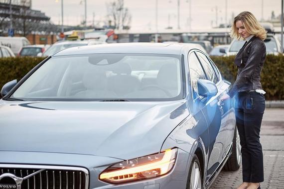 沃尔沃最新技术:无钥匙用手机app开启车门