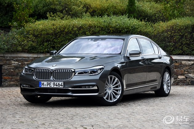 宝马7系有望新增4.0L 750Li和四驱740Li