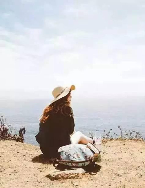 屌丝逆袭大招 教你自驾游中为女票拍靓照