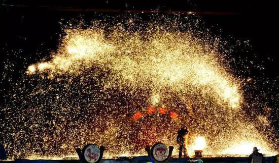 花海、古镇 春天国内最美的自驾游的地方!