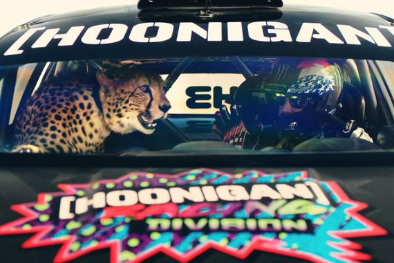 视频：最有颜值的漂移！每一帧都是大片