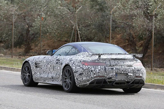梅赛德斯-AMG GT R谍照曝光 或6月首发