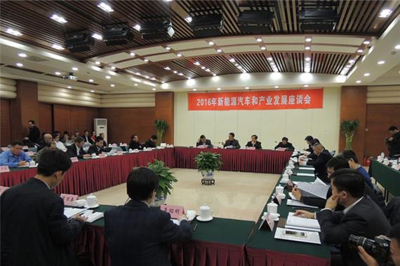 万钢形容骗补者是