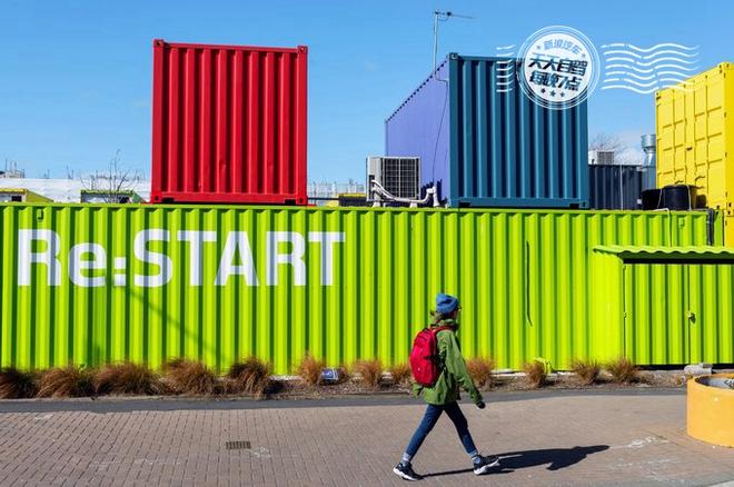 自驾|与英伦帅船夫泛舟在铺满樱花的水路