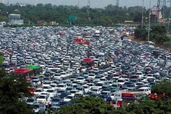 说中国堵车？印度笑了！你们那叫堵车？