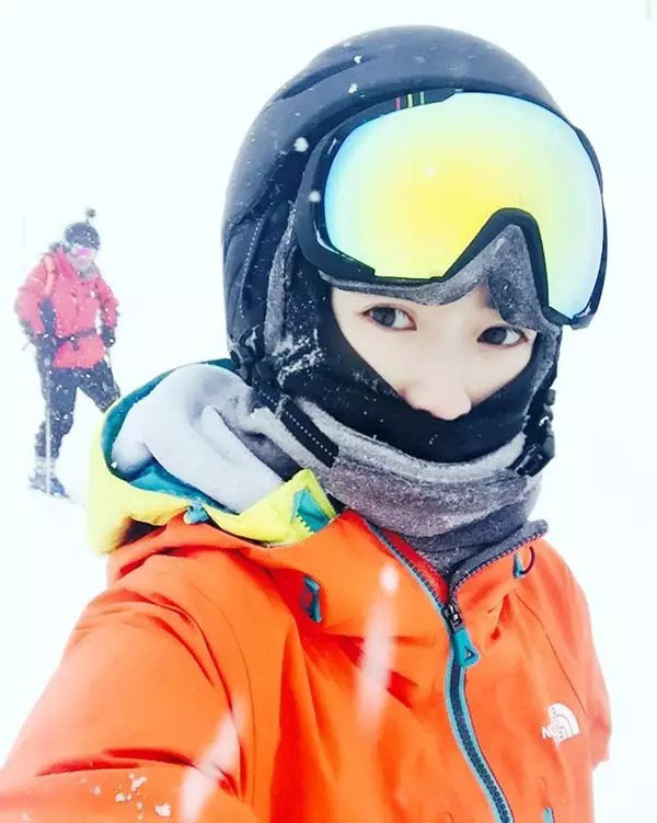 张小鹅大量照片放出 去国外滑雪的那些事儿