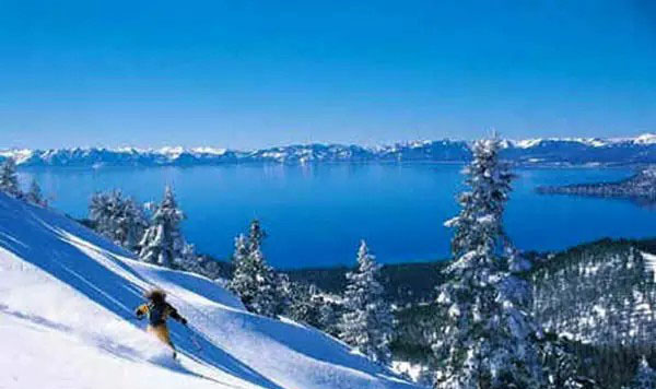 张小鹅大量照片放出 去国外滑雪的那些事儿