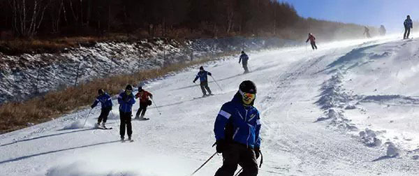 小鹅带我们体验华北周边自驾和白雪的故事