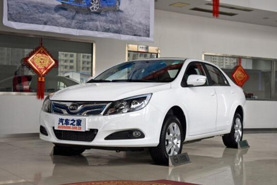 电动车新军 比亚迪e5今晚上市