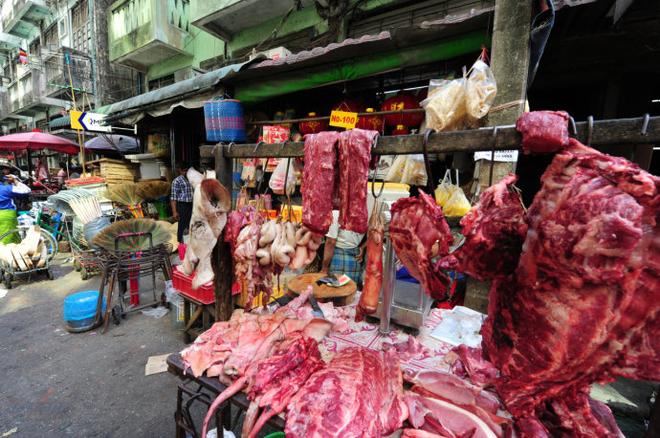 Going在仰光 脏摊儿豪饭的一天怎样度过的