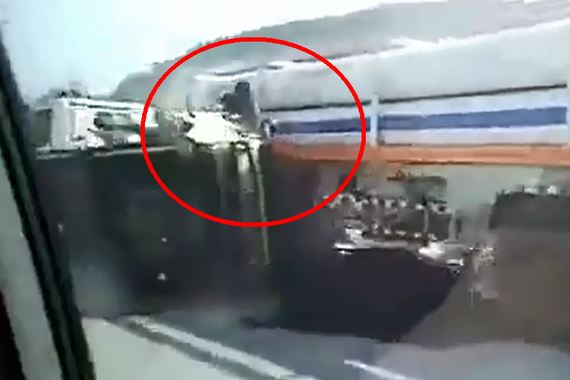 视频：祸不单行，刚遇车祸，又被车撞