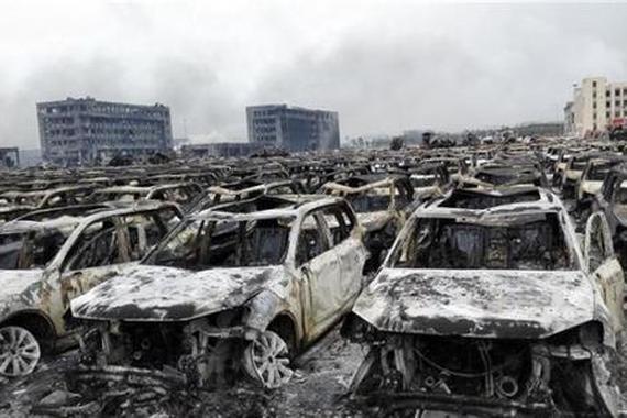 河南市民新车上牌 发现是天津爆炸损毁车