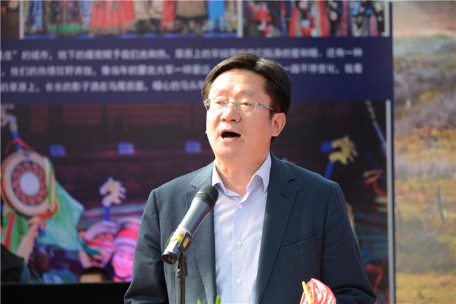 鄂尔多斯市副市长李国俭