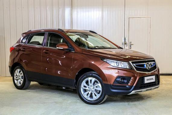 北汽新能源EX300L北京车展首发