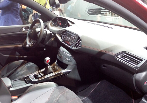 2016北京车展标致新308 GTi正式发布