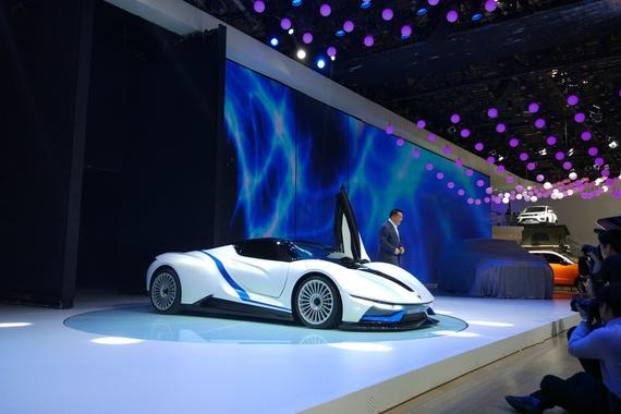 北汽新能源ARCFOX-7北京车展亮相