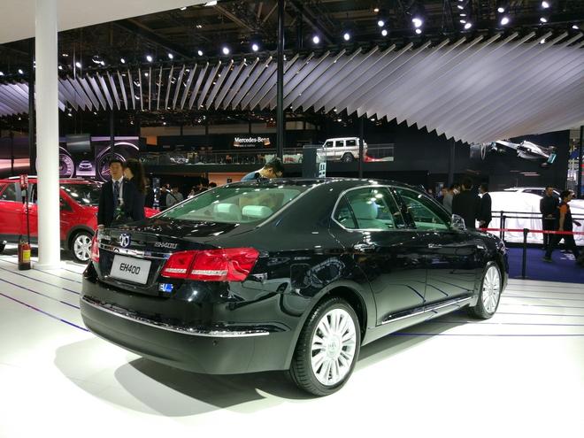 北汽新能源EH400北京车展亮相