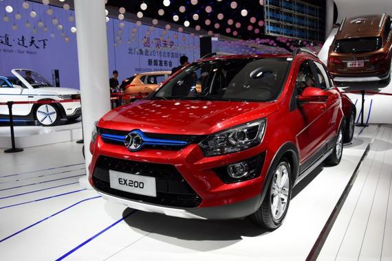 北汽新能源EX200车展上市售20.69万起