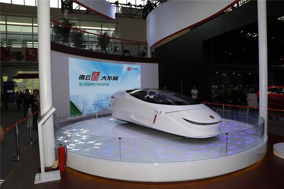 凌云智能两轮电动汽车引爆北京车展