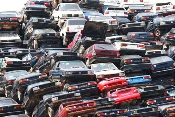 报废车偷梁换柱下乡 改头换面上路