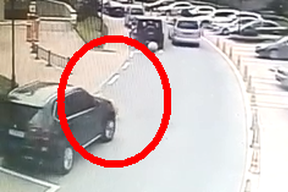 视频：这样都没翻车？8秒有亮点