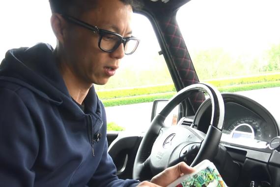 视频：[萝卜实验室]之磁性手机支架