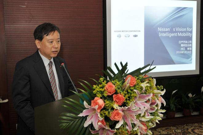 日产汽车公司高级副总裁浅见孝雄先生