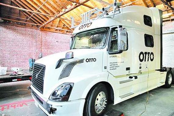 美企研发无人驾驶卡车 比人驾驶更安全