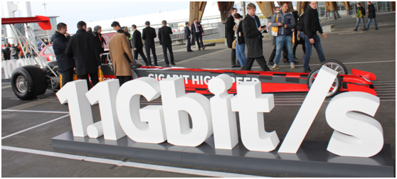 在攻城狮眼里 传统车企怎样才能避免被出局?