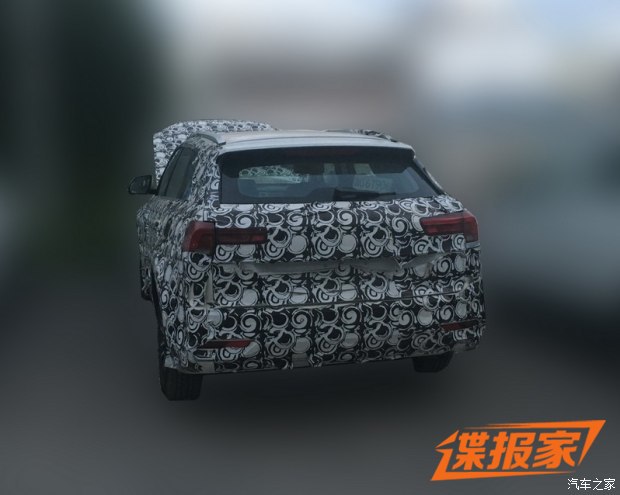 定位中型SUV 疑似众泰大迈X7谍照曝光