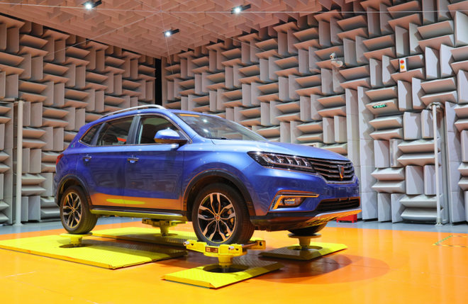 荣威RX5路况模拟-如过减速带、颠簸路面等路段行驶工况,真实检测哪些部件有异响