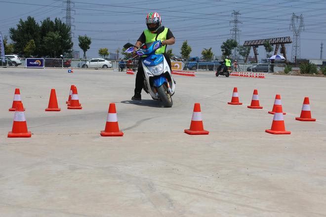 摩托技能大咖秀-让你成为骑行生命的大咖