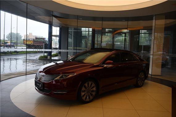 豪车价格进一步下探 二线品牌谨慎选择国产