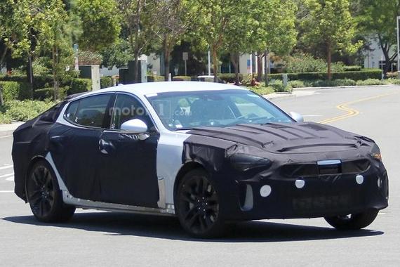 后驱轿跑车 起亚GT量产版或命名Stinger