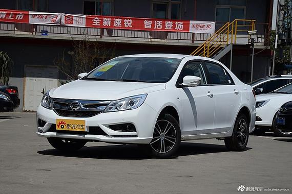 配置超高！8万内性价比最高的车型之一