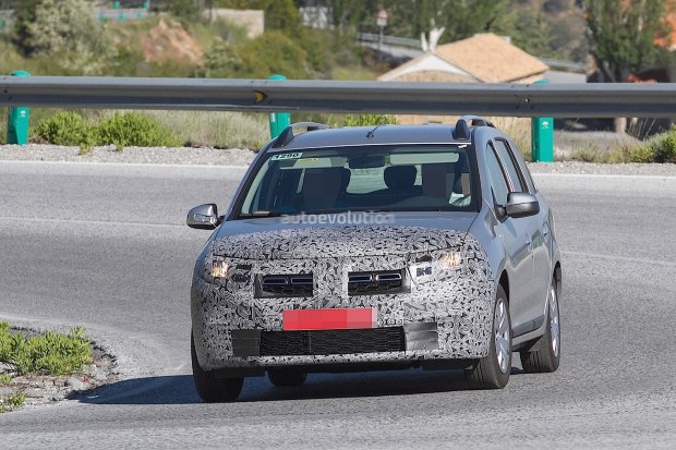 外观调整 Dacia新款Sandero/Logan谍照