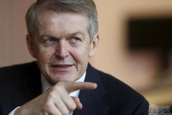 奔驰推电动车 500公里续航对标Model X