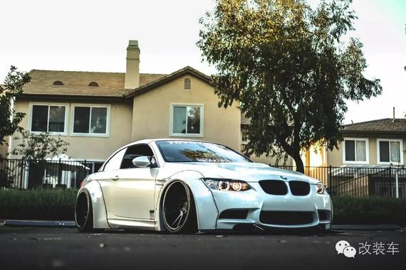 灵活的胖子 宽体宝马M3改装案例