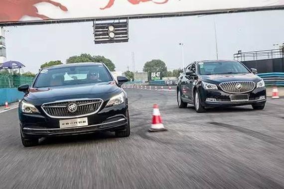 谁说中大型车只好坐不好开？