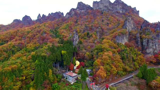 变身藤原拓海？自驾真实存在的山路赛道！