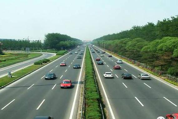 定速巡航为高速行驶埋下了安全隐患？