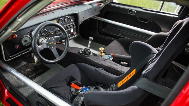 保时捷924 Carrera GTR赛车“大减价”