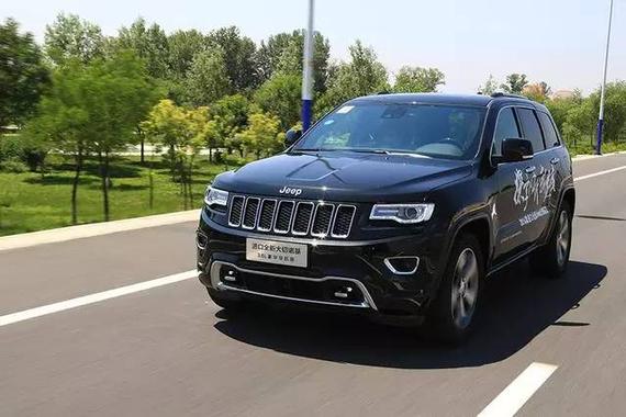 增3.0L入门级车型 新大切诺基55.99万起售