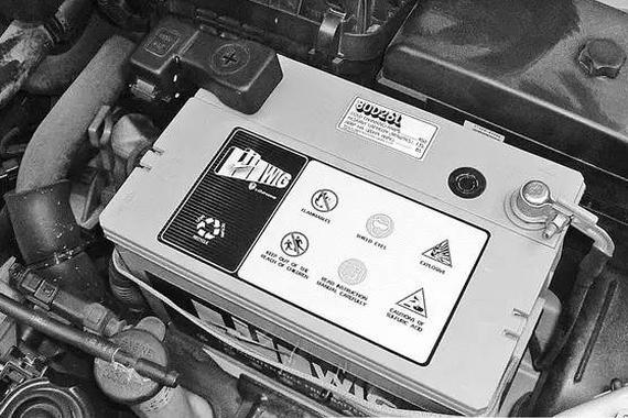 你忘了关车灯 多少小时就会打不着车？