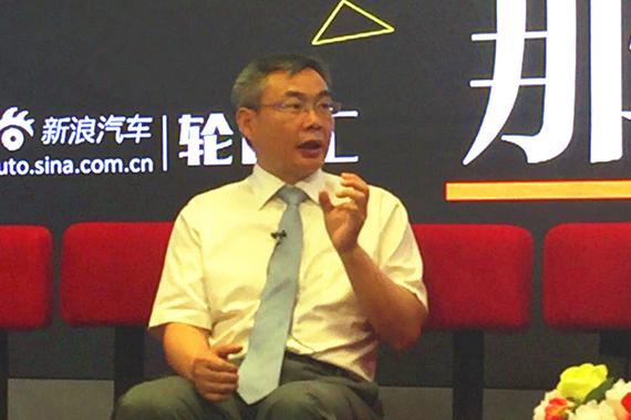 邱宝昌：严格来说 法律无法杜绝汽车抄袭