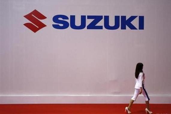 铃木修辞去CEO为燃效门揽责 其子接任