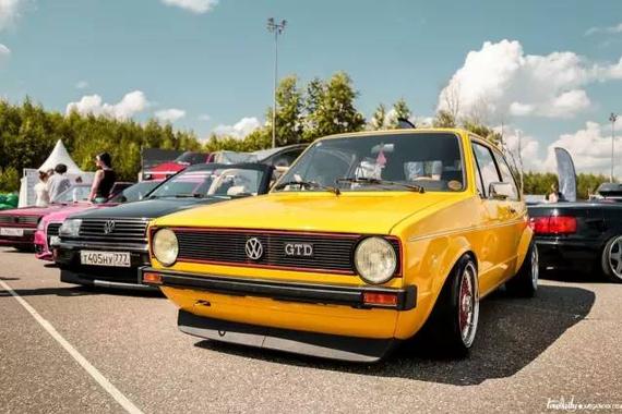 战斗民族的车友聚会竟然如此小清新！